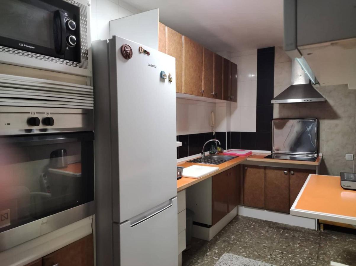 35-3- Комната В Квартире Для Семьи От 1 До 4 Человек В Центре Аликанте Alicante Luaran gambar